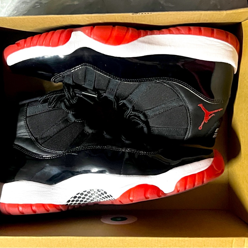 Jordan Retro 11-Bred/ Men’s 12- Still in the OG Box